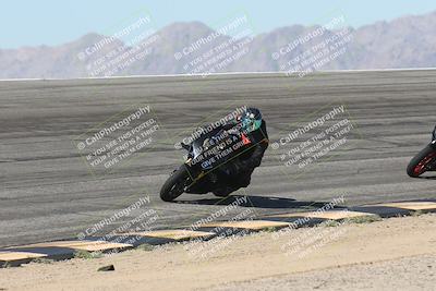 media/Oct-13-2025-Moto Forza (Mon) [[a66d839500]]/3-B Group/Session 2 (Bowl)/